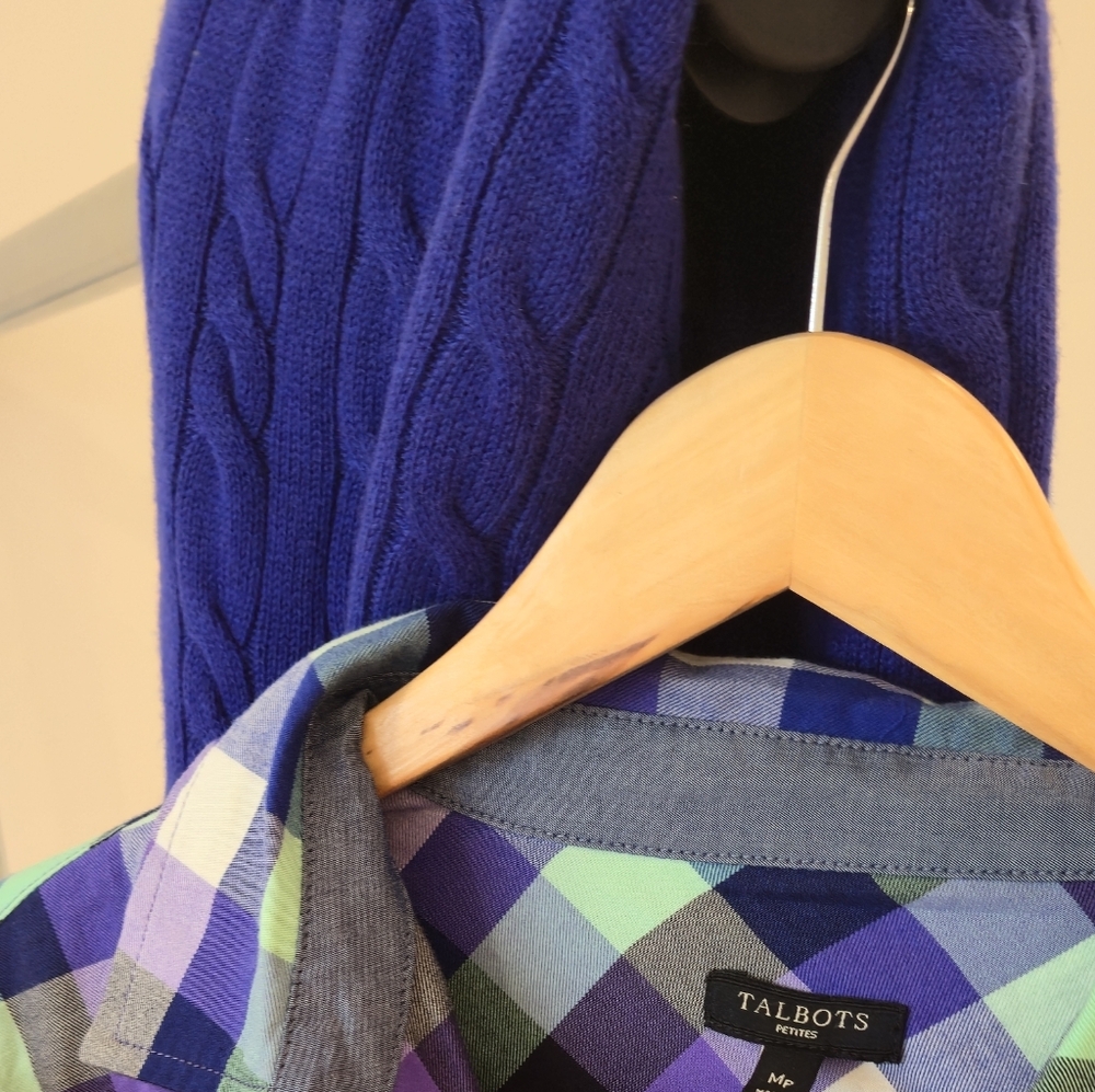 LIKE NEW Talbots Women's Plaid Button-Down Shirt Green, Purple, Blue - 8P - Picture 10 of 10